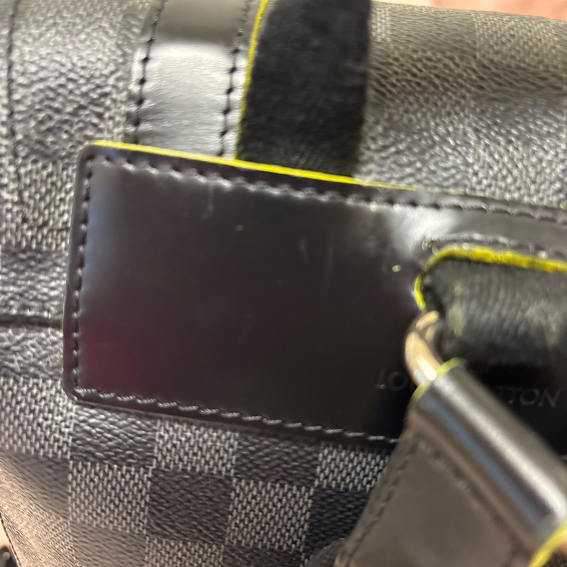 Louis Vuitton Christopher PM Damier Graphite 綠邊季節款 LV 男後背包-12
