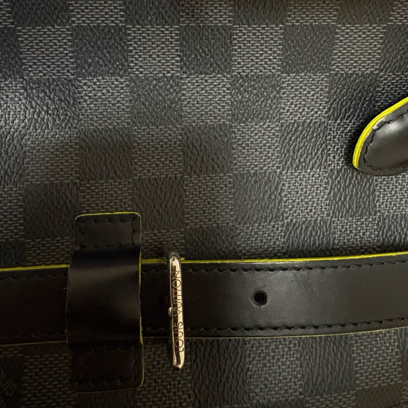 Louis Vuitton Christopher PM Damier Graphite 綠邊季節款 LV 男後背包-20