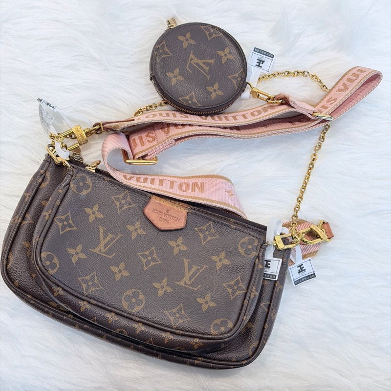 LV老花五合一金扣手挽肩背棕色包-0