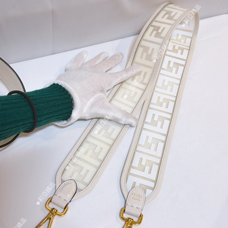 莉亞精品♡ Fendi 白老花水桶包二手美包-12