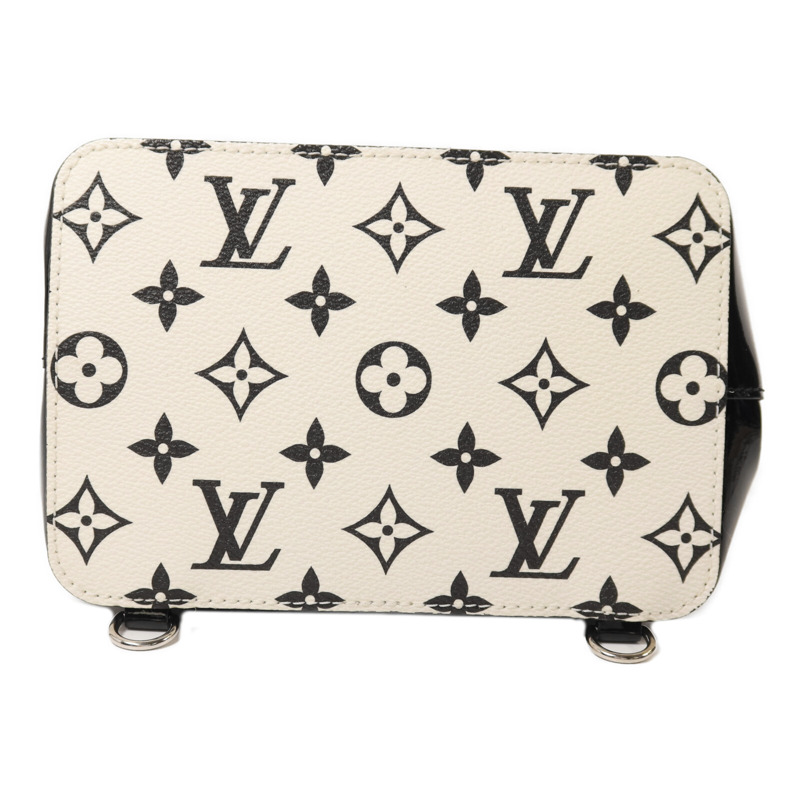 LOUIS VUITTON 漆皮皮革/Monogram Mini Hot Springs銀扣背包-3