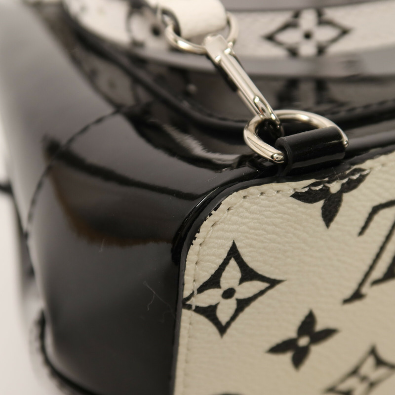 LOUIS VUITTON 漆皮皮革/Monogram Mini Hot Springs銀扣背包-12