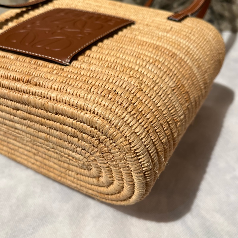 Loewe棕色邊方型竹編包-4