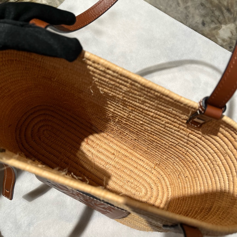 Loewe棕色邊方型竹編包-7