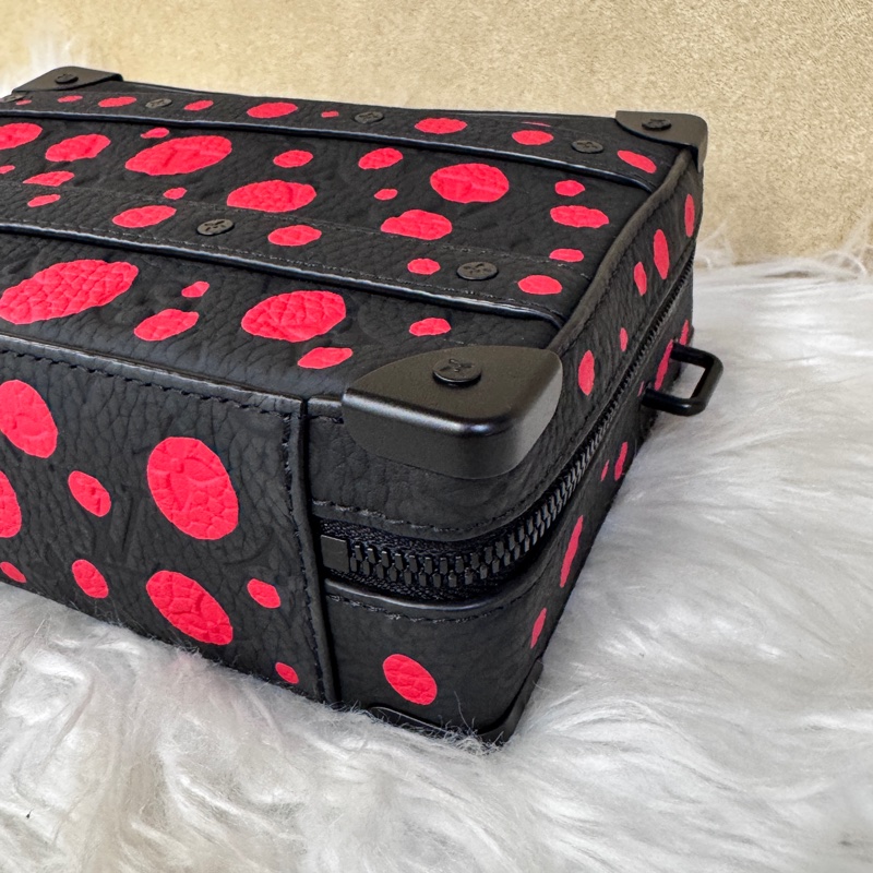 LV Solf Trunk x YK 草間彌生聯名款 晶片 近全新-6