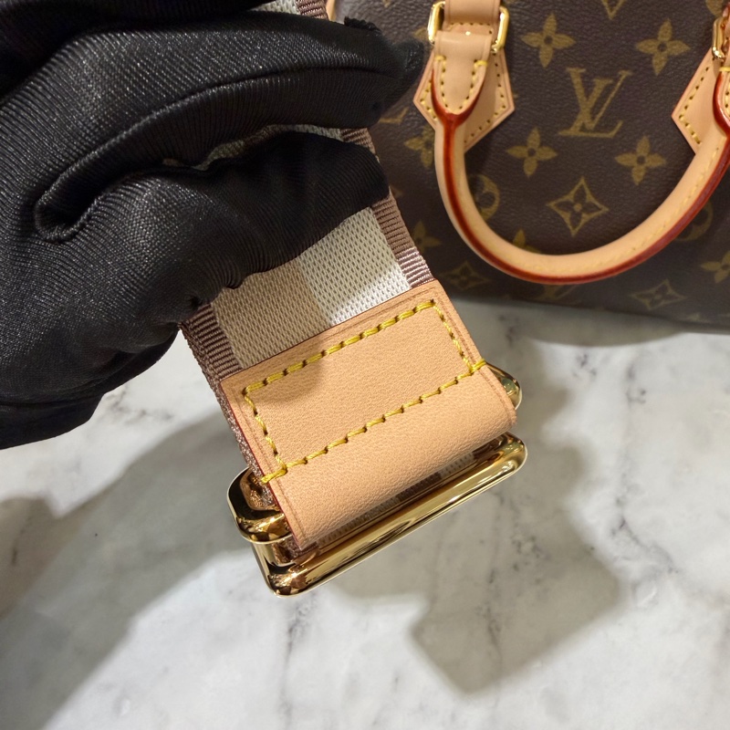 LV 原花SpeedyBandouliere20金釦手提肩斜背波士頓包M46222-8