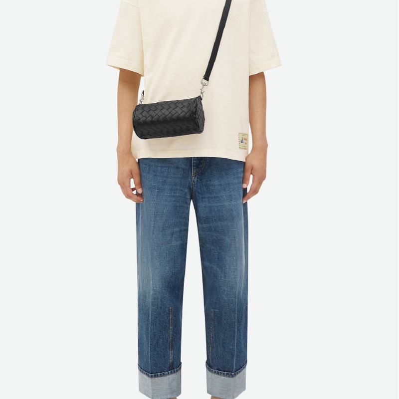 BV bottega veneta barrel 斜背包 圓筒包-3