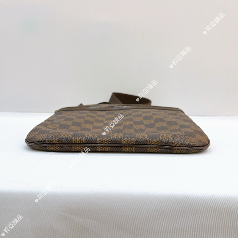 莉亞精品♡ LV N51111 棋盤格拉鍊斜背包 二手-4