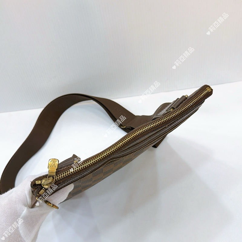 莉亞精品♡ LV N51111 棋盤格拉鍊斜背包 二手-5