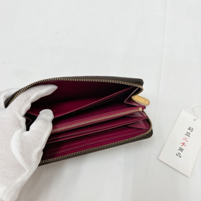 莉亞精品♡ LV M41895 ㄇ拉老花長夾 紫紅 二手-14