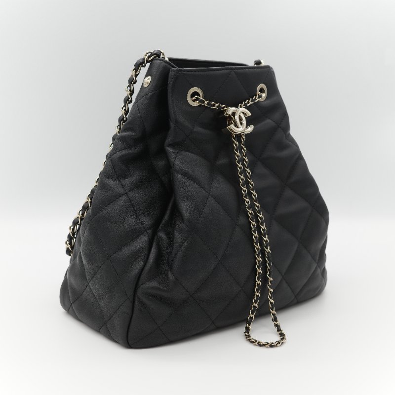 (超級新♥️閒置品)Chanel 香奈兒 黑色 菱格紋 山羊皮 皮穿練 鏈條 束口包 水桶包 斜挎包 AS1699-2