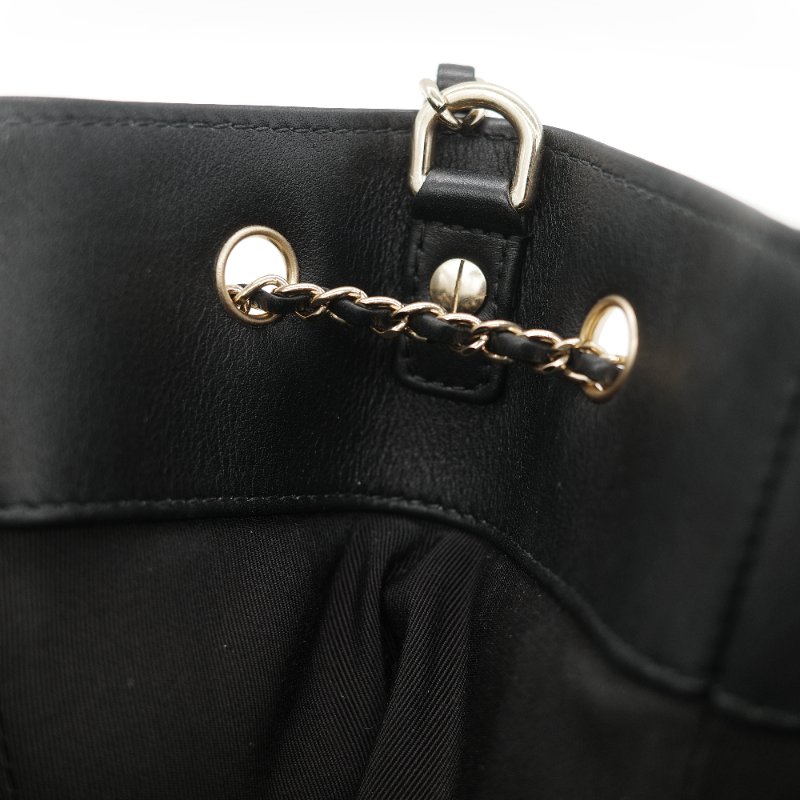 (超級新♥️閒置品)Chanel 香奈兒 黑色 菱格紋 山羊皮 皮穿練 鏈條 束口包 水桶包 斜挎包 AS1699-18