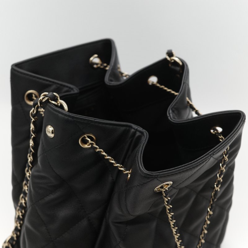 (超級新♥️閒置品)Chanel 香奈兒 黑色 菱格紋 山羊皮 皮穿練 鏈條 束口包 水桶包 斜挎包 AS1699-20