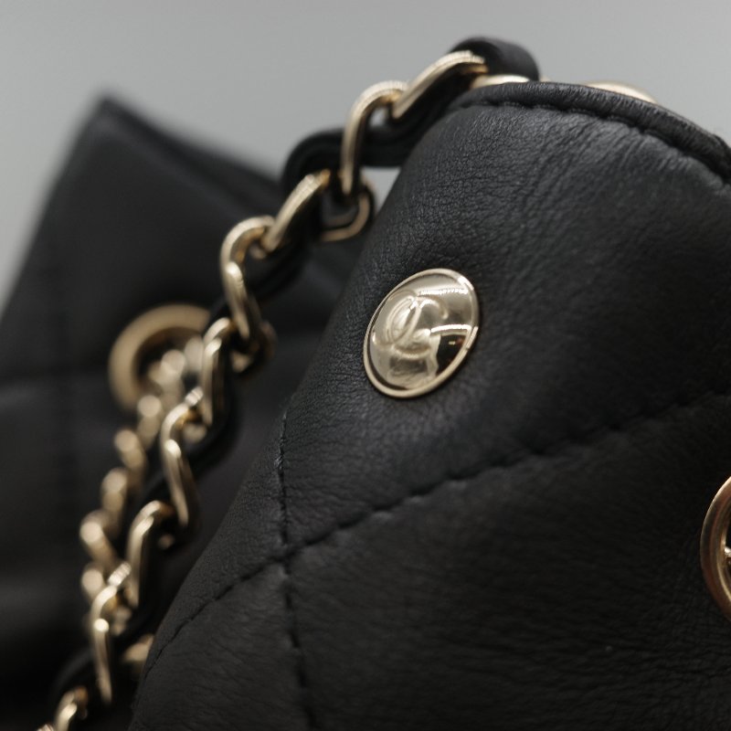 (超級新♥️閒置品)Chanel 香奈兒 黑色 菱格紋 山羊皮 皮穿練 鏈條 束口包 水桶包 斜挎包 AS1699-22