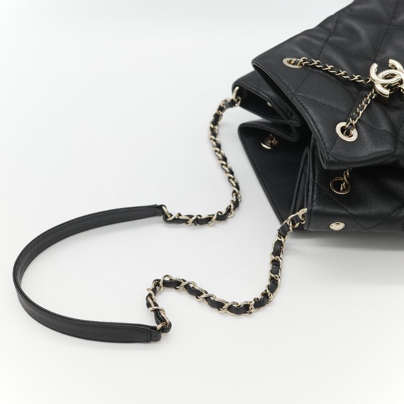 (超級新♥️閒置品)Chanel 香奈兒 黑色 菱格紋 山羊皮 皮穿練 鏈條 束口包 水桶包 斜挎包 AS1699-25