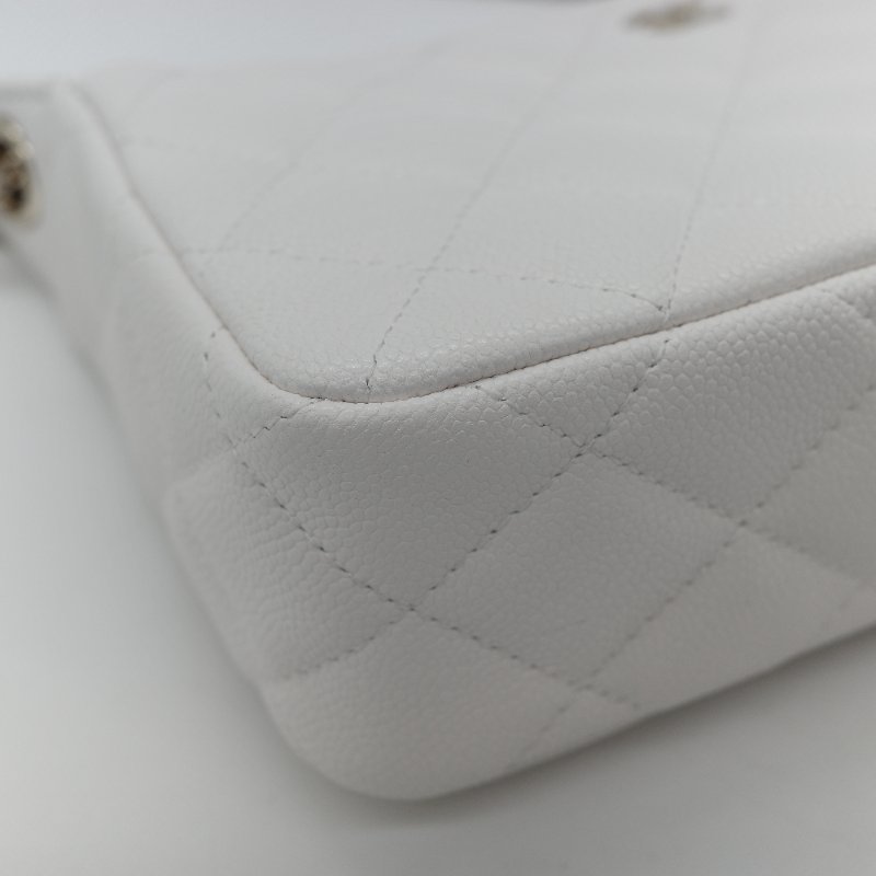 (晶片款♥️白雪公主)Chanel 香奈兒 經典菱格紋 白色 小羊皮 皮穿鍊 腋下包 手拿包 肩背包-9