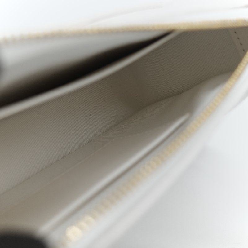 (晶片款♥️白雪公主)Chanel 香奈兒 經典菱格紋 白色 小羊皮 皮穿鍊 腋下包 手拿包 肩背包-12