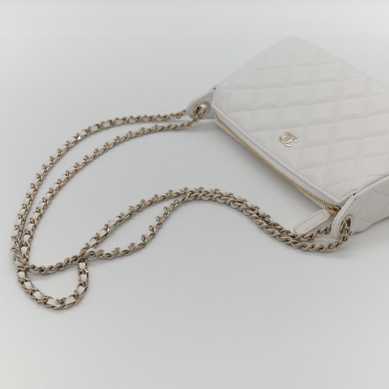 (晶片款♥️白雪公主)Chanel 香奈兒 經典菱格紋 白色 小羊皮 皮穿鍊 腋下包 手拿包 肩背包-17