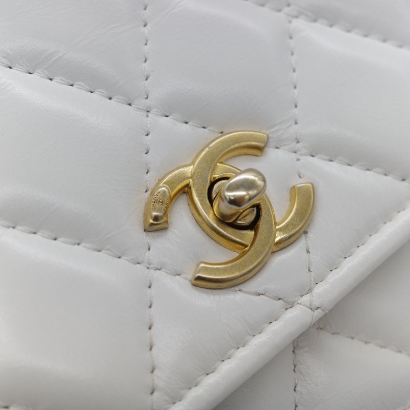 (春夏必備♥️)Chanel 香奈兒 白色菱格紋 牛皮 Handle 鏤空手柄 彩色皮穿鏈 WOC 鏈條錢包 斜挎包 手拿包 (卡位+手機位)-30