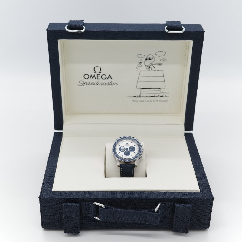 Omega 歐米茄 Speedmaster 超霸「史努比銀質獎」50 週年紀念版 銀白色 腕錶-4