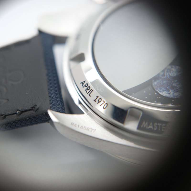 Omega 歐米茄 Speedmaster 超霸「史努比銀質獎」50 週年紀念版 銀白色 腕錶-14