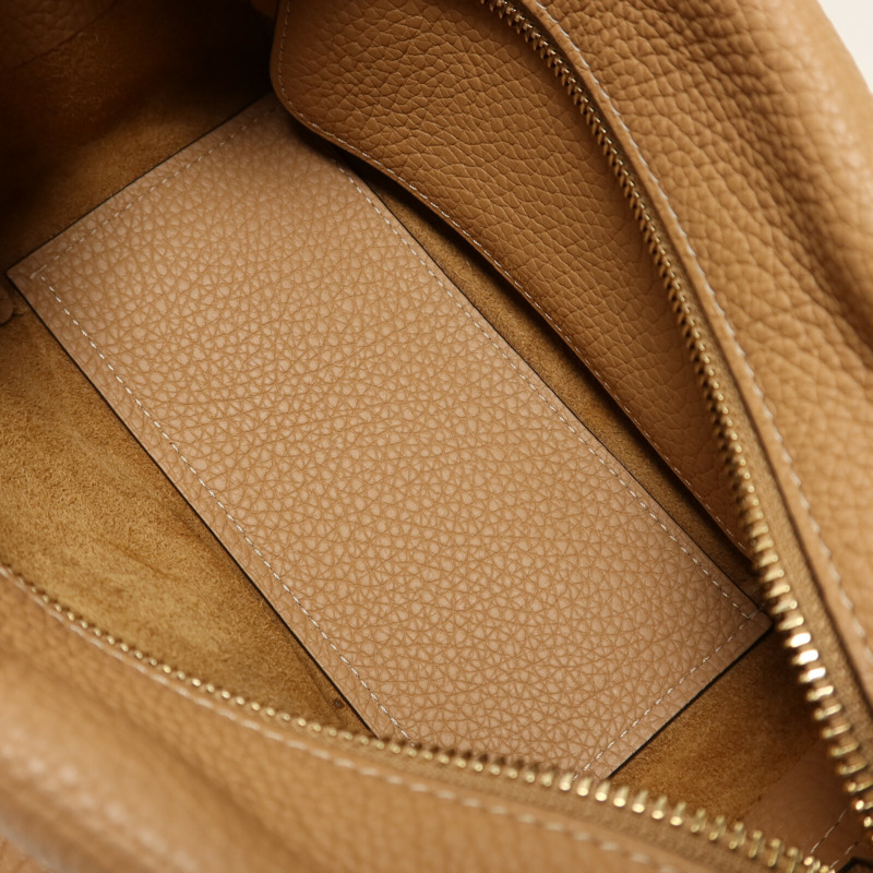 Delvaux 公牛皮革Cool Box Mini金扣手挽肩背兩用袋-4