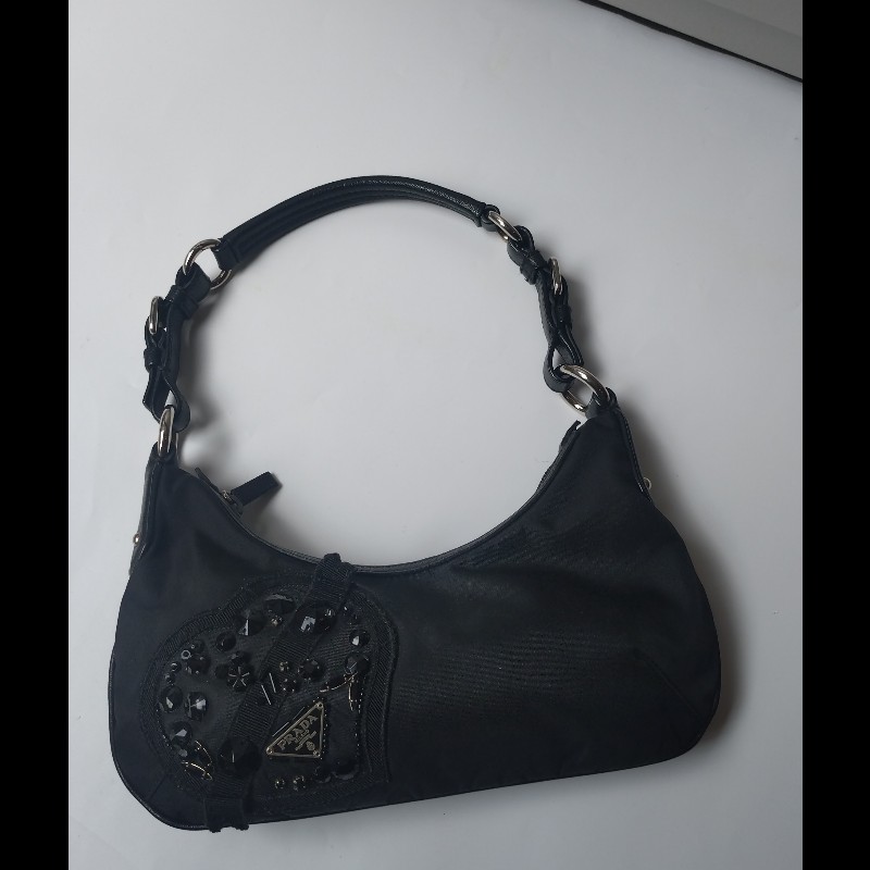 Prada 黑帆布水鑽愛心腋下包-7