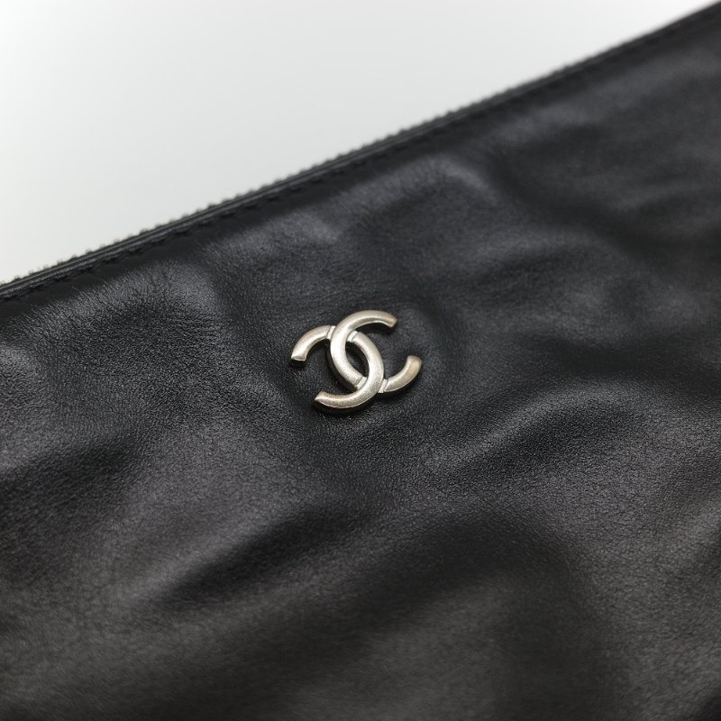 Chanel 香奈兒 22 Bag 小型 黑色亮面小牛皮 銀色金屬 手提包 單肩包-11