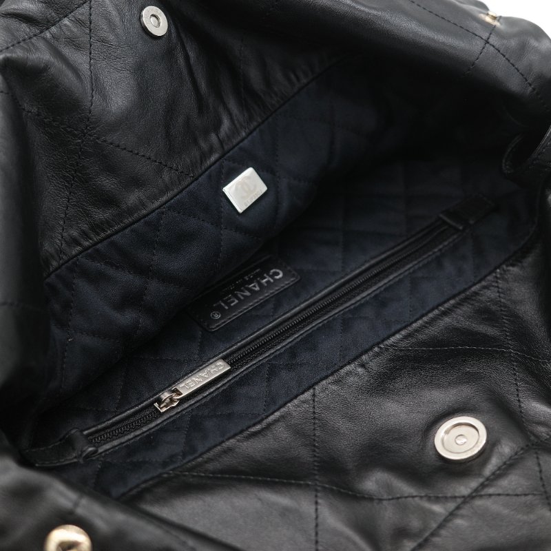 Chanel 香奈兒 22 Bag 小型 黑色亮面小牛皮 銀色金屬 手提包 單肩包-18