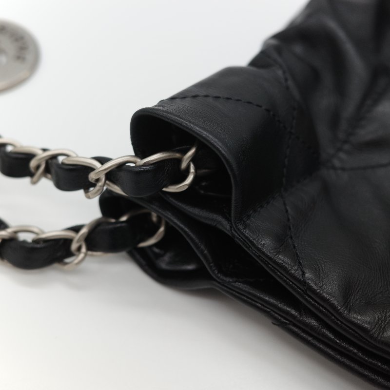 Chanel 香奈兒 22 Bag 小型 黑色亮面小牛皮 銀色金屬 手提包 單肩包-24