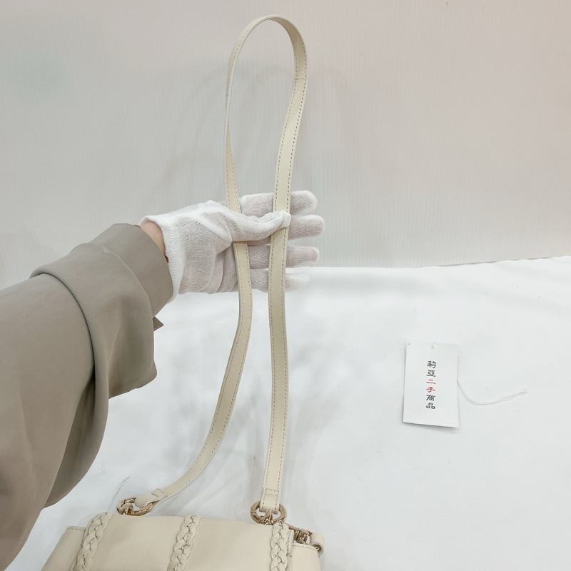 莉亞精品♡Chloe mini soft bag 白金幣 二手-16