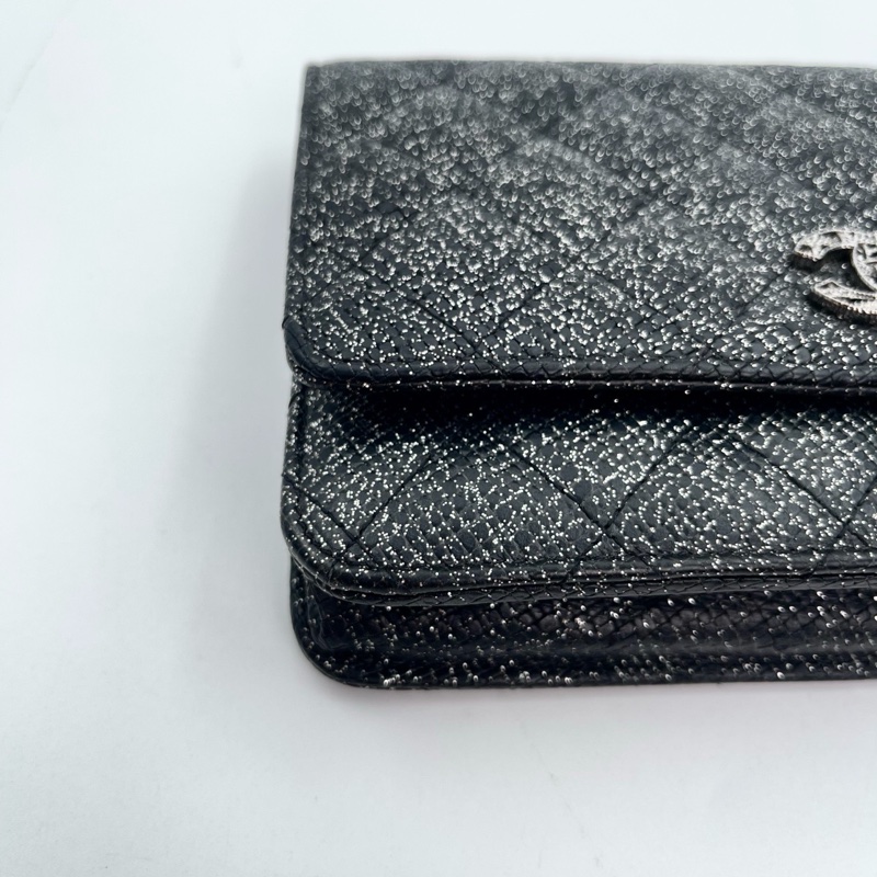 「JL精品代購」香奈兒黑銀閃粉魚子醬牛皮woc鏈條信封包-8