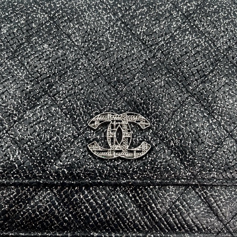 「JL精品代購」香奈兒黑銀閃粉魚子醬牛皮woc鏈條信封包-12