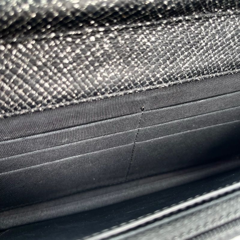 「JL精品代購」香奈兒黑銀閃粉魚子醬牛皮woc鏈條信封包-17