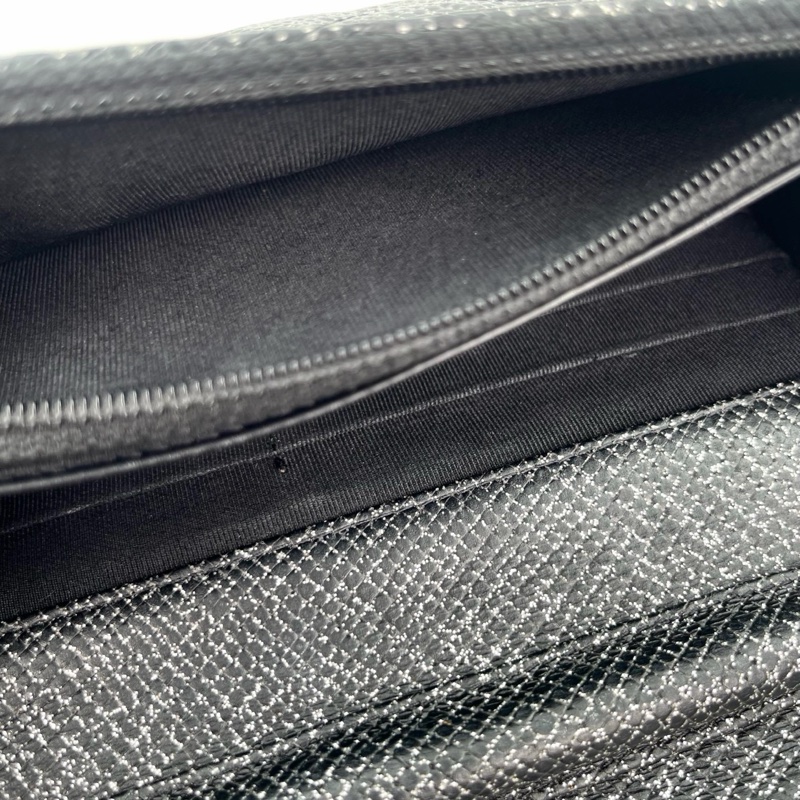 「JL精品代購」香奈兒黑銀閃粉魚子醬牛皮woc鏈條信封包-18