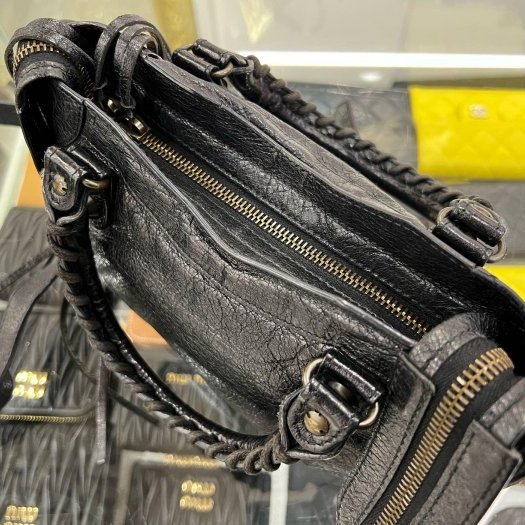 東區正精品㊣BALENCIAGA Mini City 300295 黑色羊皮小釦斜背包機車包 RA1859-11