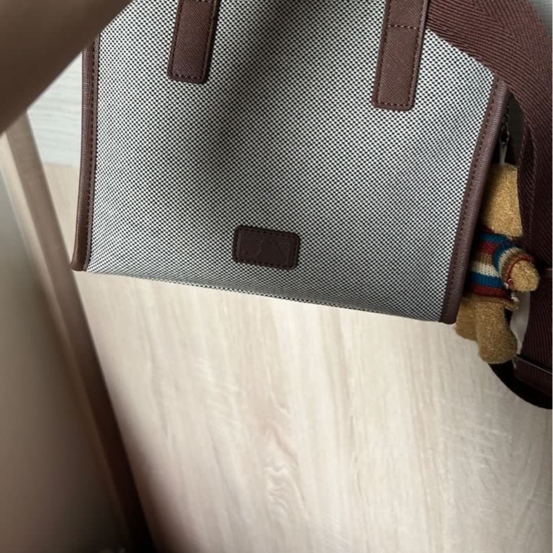 mlb 側背手提包-11