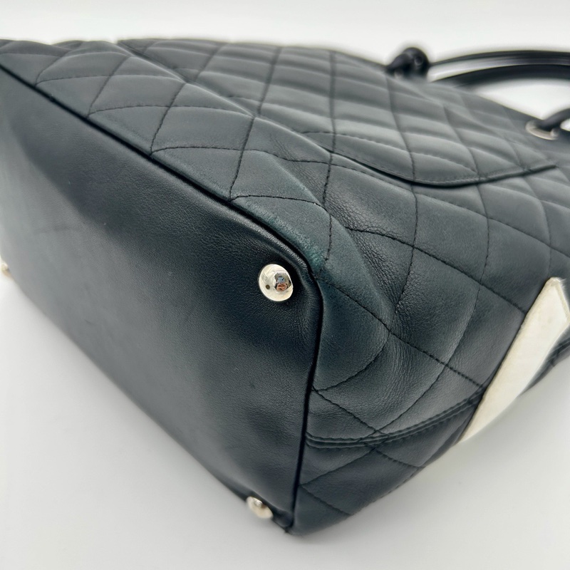 「JL精品代購」香奈兒黑白牛皮康鵬菜籃子小號-9