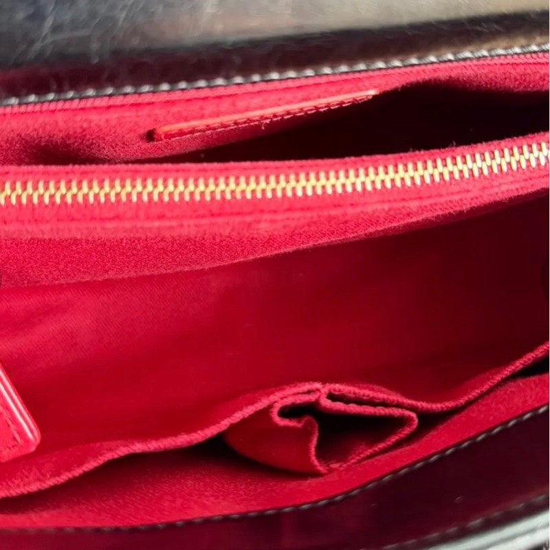 「JL精品代購」香奈兒黑金油蠟褶皺牛皮handle中號2way手柄包-4