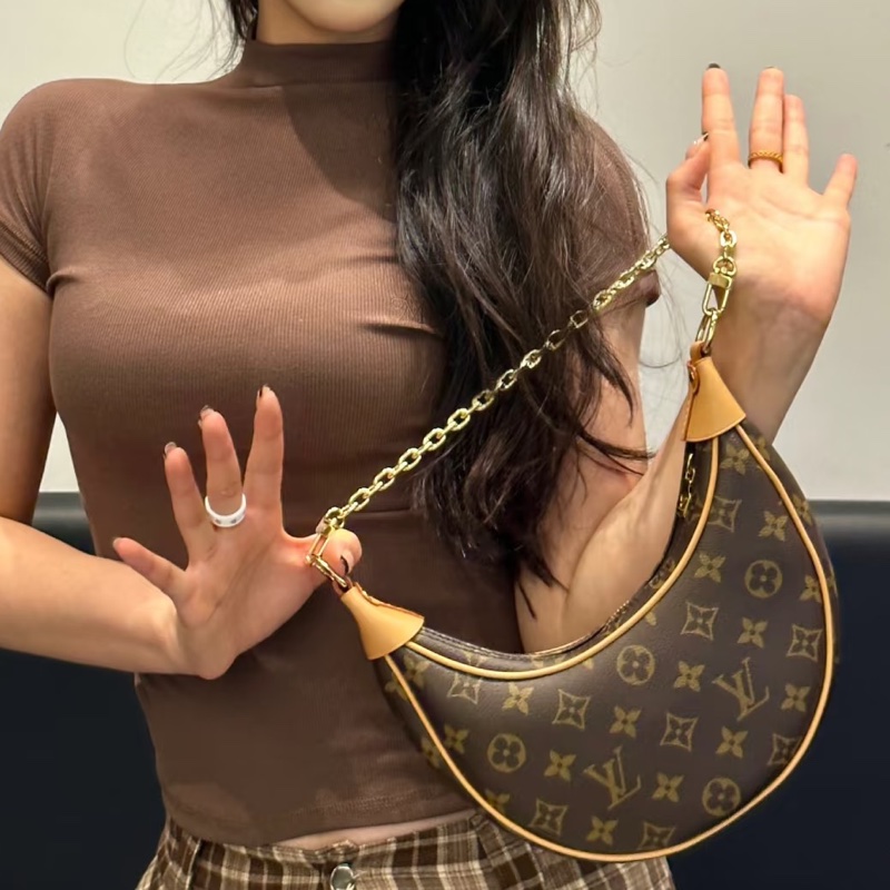 LV Loop月亮包 芯片款😍😍-4