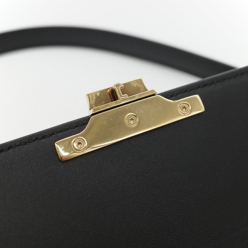 Celine 思琳 Claude 凱旋門 黑色 亮面小牛皮 金扣 長型 單肩包 腋下包-14