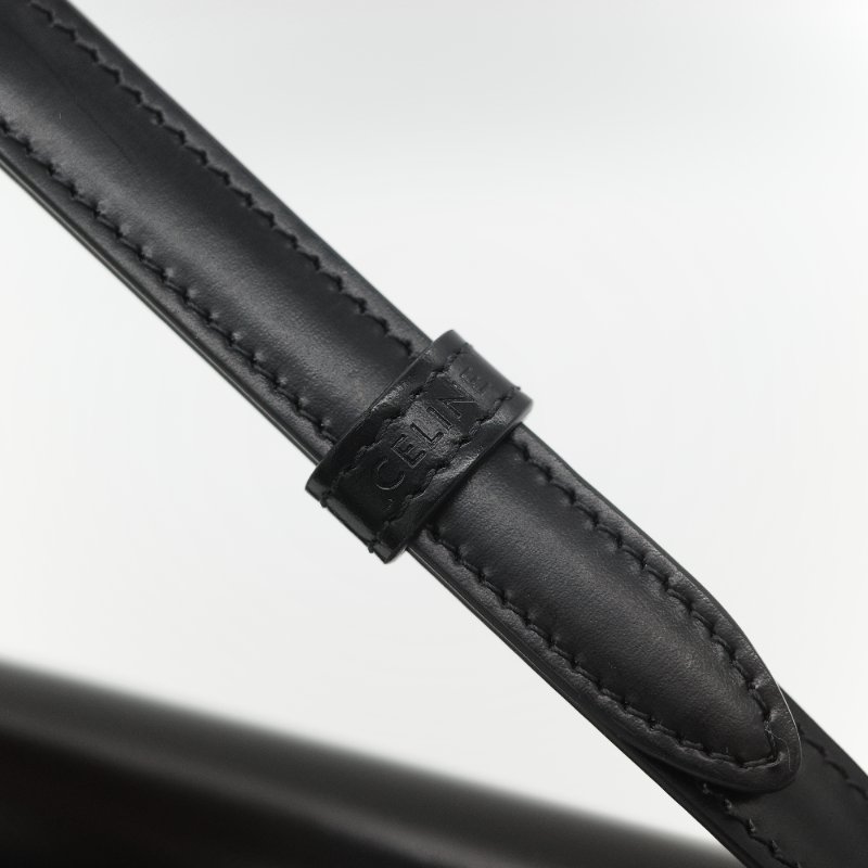 Celine 思琳 Claude 凱旋門 黑色 亮面小牛皮 金扣 長型 單肩包 腋下包-19