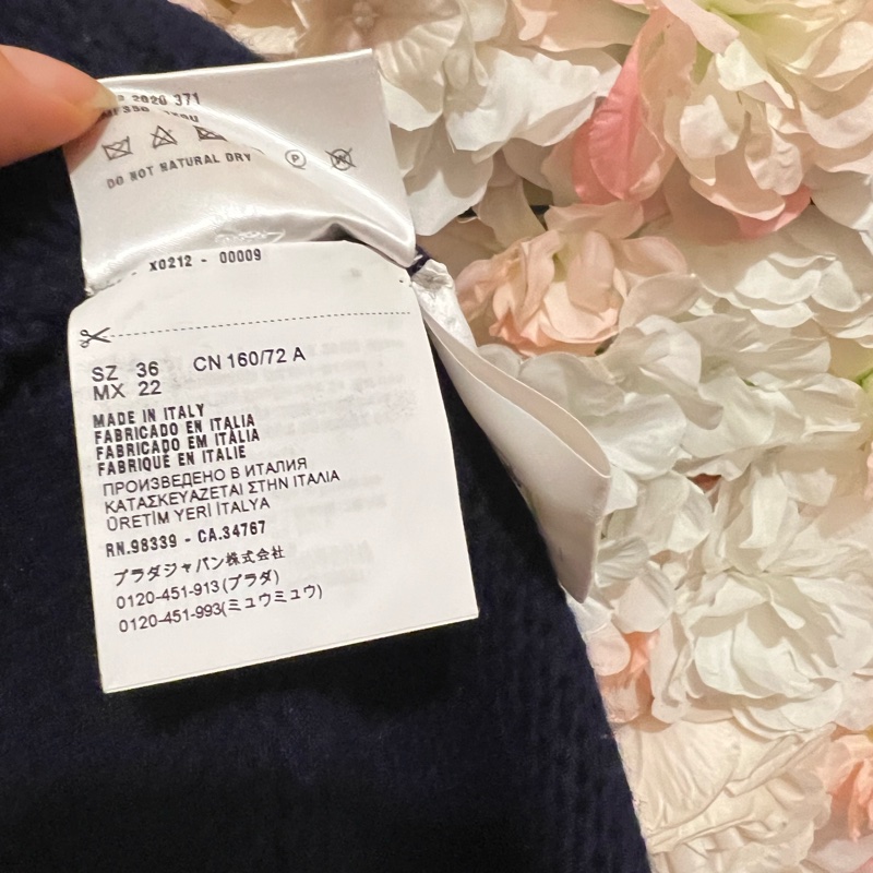 miumiu海軍領毛衣外套36碼-5