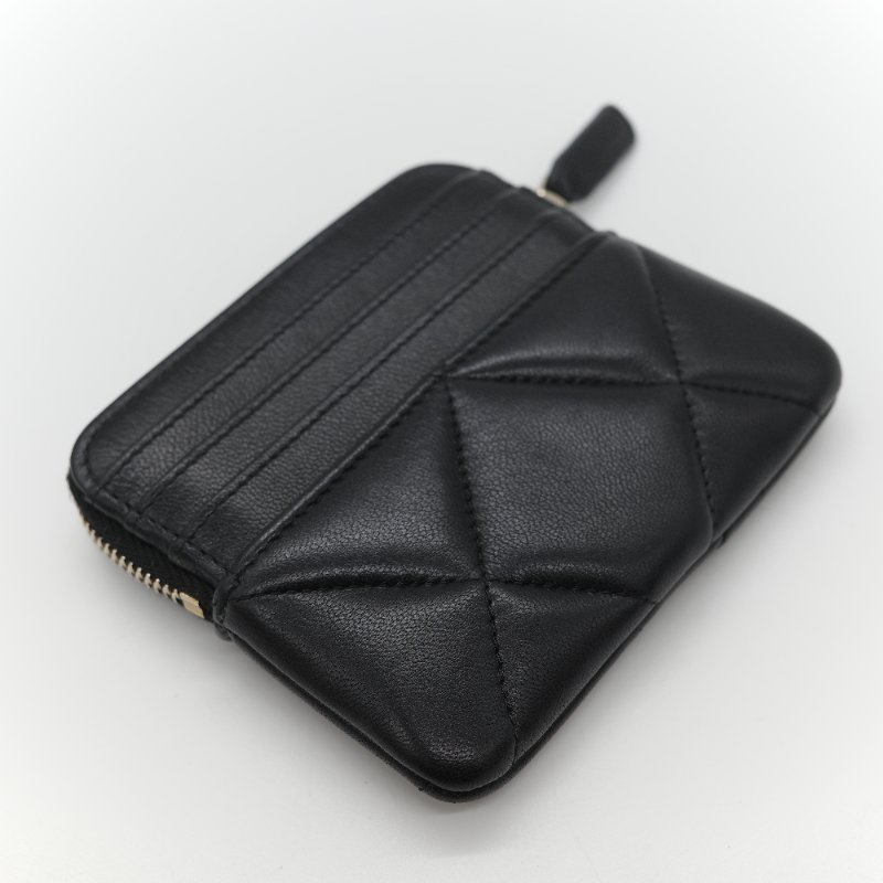 (大全配♥️)Chanel 香奈兒 19 大菱格紋 黑色羊皮 拉鍊 零錢包(卡位+零錢位)-7