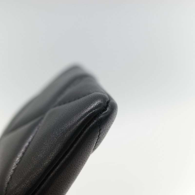 (大全配♥️)Chanel 香奈兒 19 大菱格紋 黑色羊皮 拉鍊 零錢包(卡位+零錢位)-17