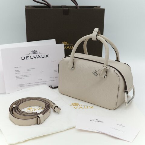 專櫃12 萬🌟全套全配（超級新♥️絕美必入）Delvaux 德爾沃 Cool Box 奶白色 百合白 牛皮 Mini 21cm 手提包 斜挎包