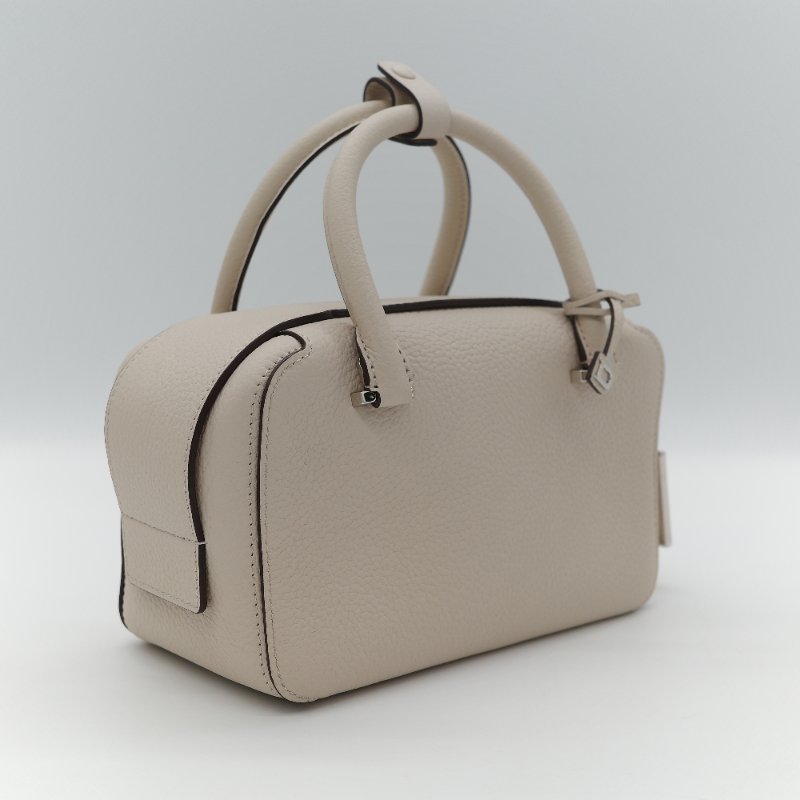 專櫃12 萬🌟全套全配(超級新♥️絕美必入)Delvaux 德爾沃 Cool Box 奶白色 百合白 牛皮 Mini 21cm 手提包 斜挎包-6