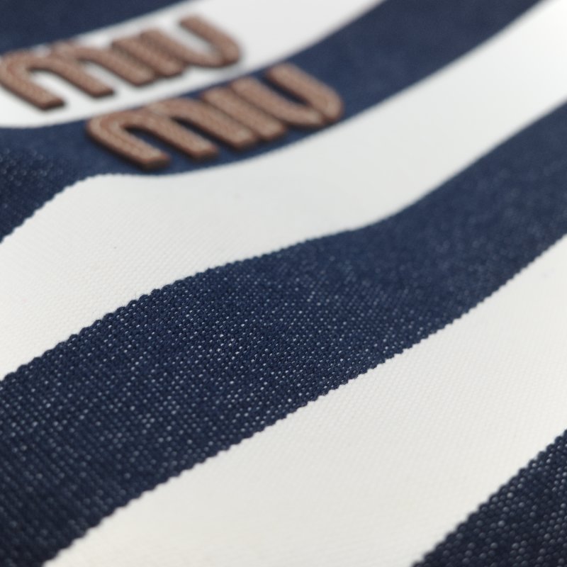 Miu Miu 繆繆 Ivy 藍白雙色 帆布 牛皮 大容量 單肩包 托特包-11