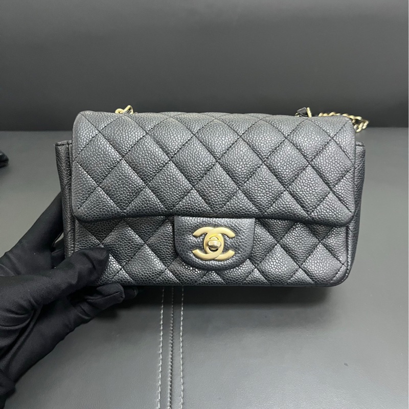 Chanel Classic Flap Mini Caviar Leather x Ghw-1