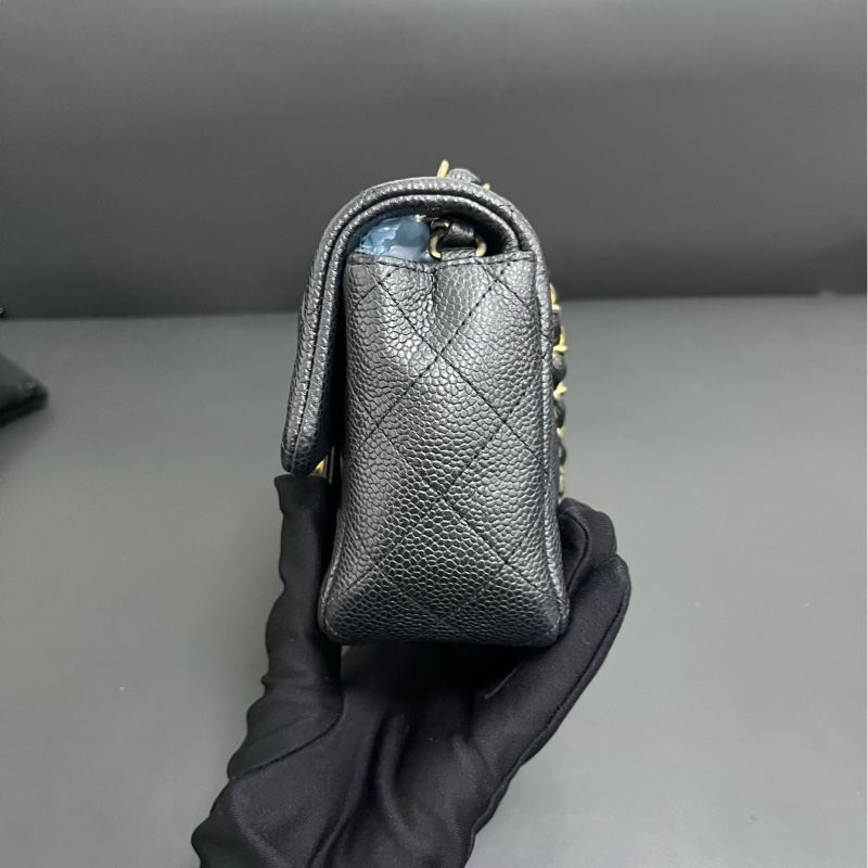 Chanel Classic Flap Mini Caviar Leather x Ghw-4